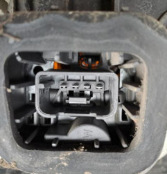 Feu arriere principal gauche (feux) VOLKSWAGEN GOLF 5 Photo n°3