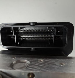 Bloc ABS (freins anti-blocage) NISSAN MICRA 5