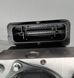 Bloc ABS (freins anti-blocage) RENAULT CLIO 4