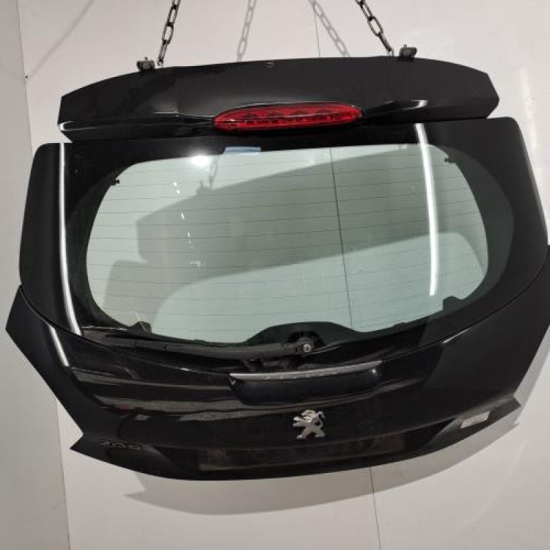 Malle/Hayon arriere PEUGEOT 208 1