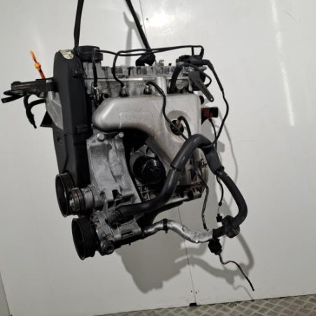 Moteur VOLKSWAGEN POLO 3 Photo n°1