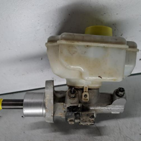Maitre cylindre (freinage) VOLKSWAGEN CADDY 3 Photo n°1