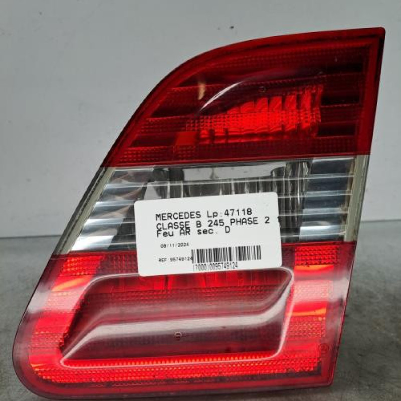 Feu arriere secondaire droit (feux) MERCEDES CLASSE B 245