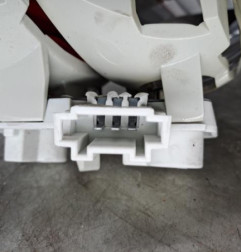 Feu arriere secondaire gauche (feux) MERCEDES CLASSE B 245 Photo n°3