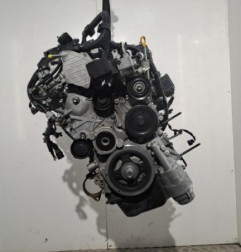 Moteur TOYOTA VERSO Photo n°4