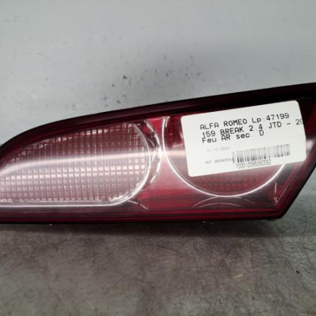 Feu arriere secondaire droit (feux) ALFA ROMEO 159 Photo n°1