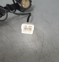 Attache ceinture avant droit FIAT STILO Photo n°3