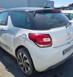 Attache ceinture arriere gauche CITROEN DS3 Photo n°4