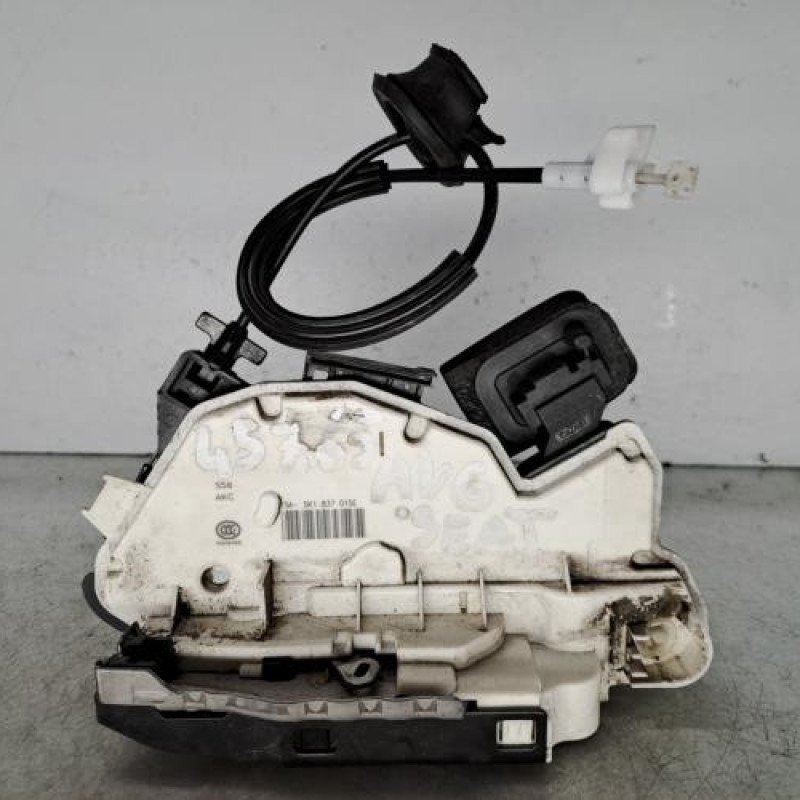 Serrure avant gauche SEAT LEON 3