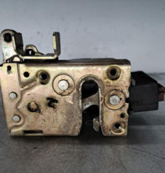 Serrure avant droit CITROEN SAXO