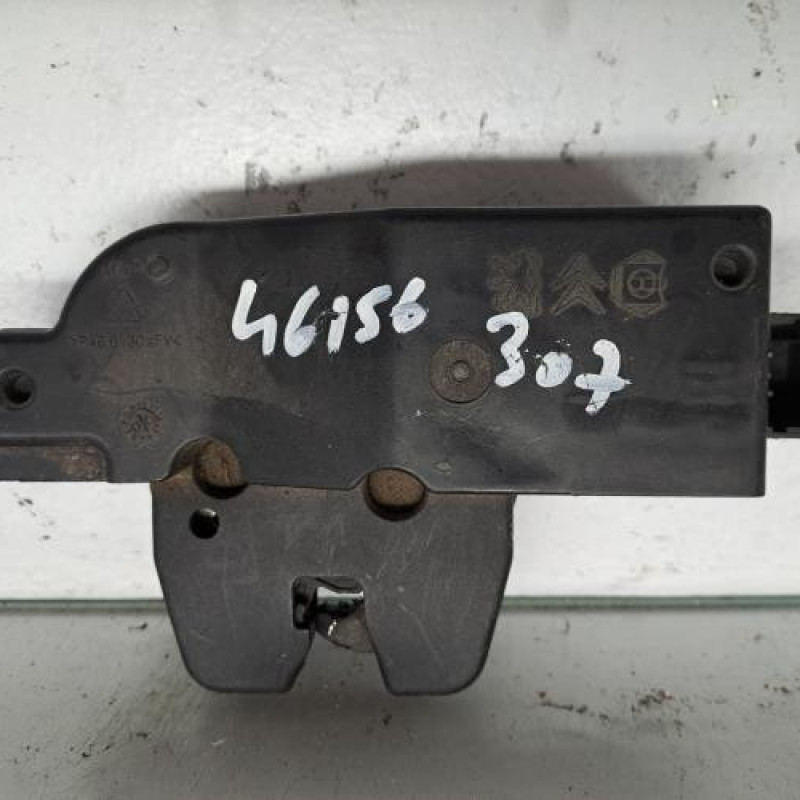 Serrure de hayon PEUGEOT 307