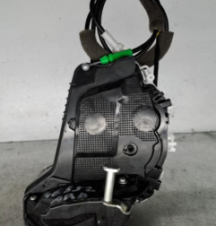 Serrure arriere droit TOYOTA YARIS 4 Photo n°1