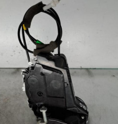 Serrure arriere gauche TOYOTA YARIS 4 Photo n°1