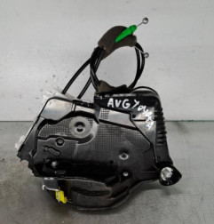 Serrure avant gauche TOYOTA YARIS 4 Photo n°1