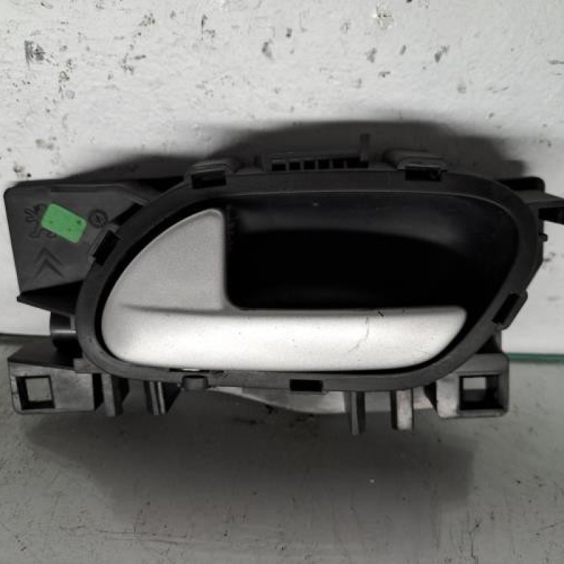 Poignee interieur avant gauche PEUGEOT 207