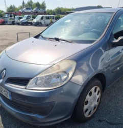 Feu arriere principal droit (feux) RENAULT CLIO 3 Photo n°5