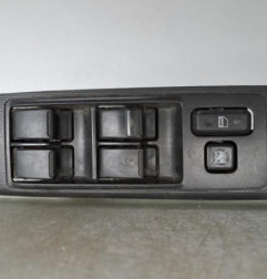 Interrupteur de leve vitre avant gauche TOYOTA COROLLA VERSO 2 Photo n°1