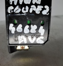 Interrupteur de leve vitre avant gauche HYUNDAI COUPE 2 Photo n°4