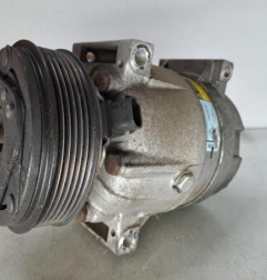 Compresseur clim RENAULT SCENIC 1 Photo n°1