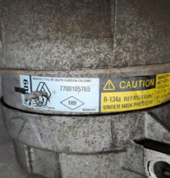 Compresseur clim RENAULT SCENIC 1 Photo n°3