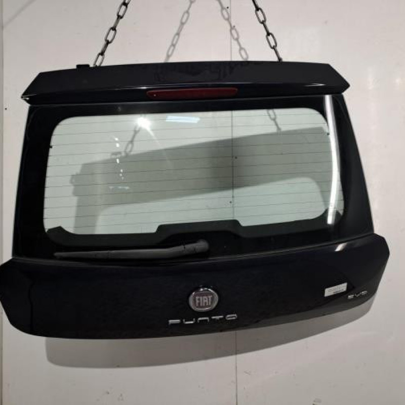 Malle/Hayon arriere FIAT PUNTO EVO 3