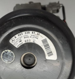 Compresseur clim MERCEDES CLASSE E 212 Photo n°3