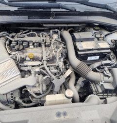 Compresseur clim TOYOTA C-HR 1 Photo n°4