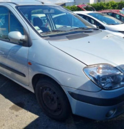 Compresseur clim RENAULT SCENIC 1 Photo n°5