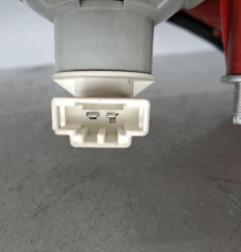 Feu arriere secondaire gauche (feux) VOLKSWAGEN GOLF 5 Photo n°1