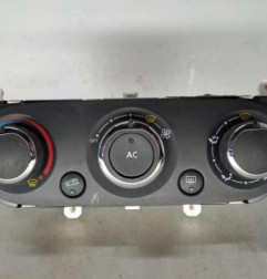 Commande chauffage RENAULT CLIO 4