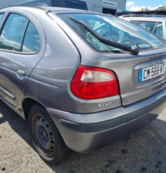 Boite de vitesses RENAULT MEGANE 1 Photo n°4