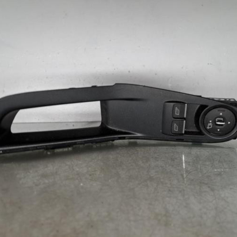 Interrupteur de leve vitre avant gauche FORD FIESTA 6