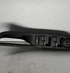 Interrupteur de leve vitre avant gauche FORD FOCUS 3 Photo n°1