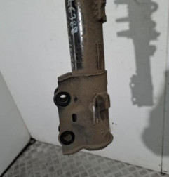 Amortisseur avant droit FORD FIESTA 7 Photo n°3