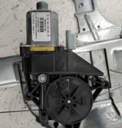 Leve vitre electrique avant droit PEUGEOT 208 1 Photo n°1