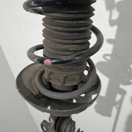 Amortisseur avant droit TOYOTA YARIS 4 Photo n°1