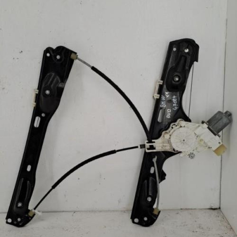 Leve vitre electrique avant droit BMW X1 E84