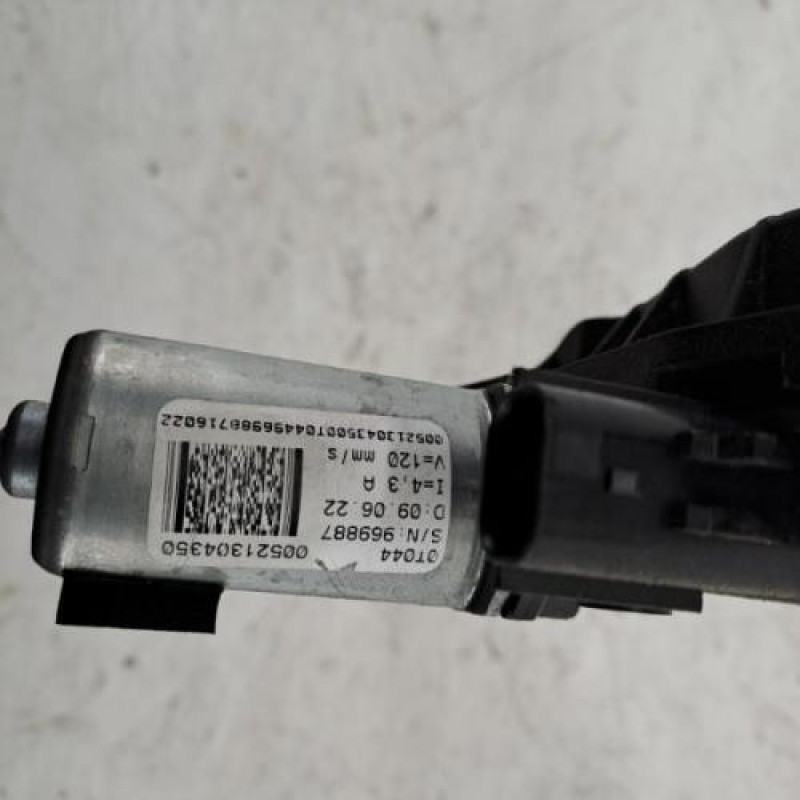 Leve vitre electrique avant droit FIAT TIPO CROSS