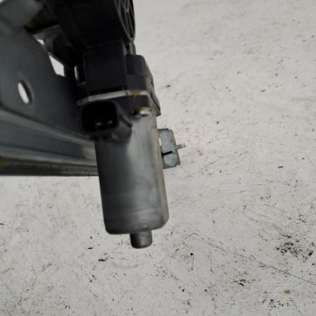 Leve vitre electrique avant droit RENAULT CLIO 4
