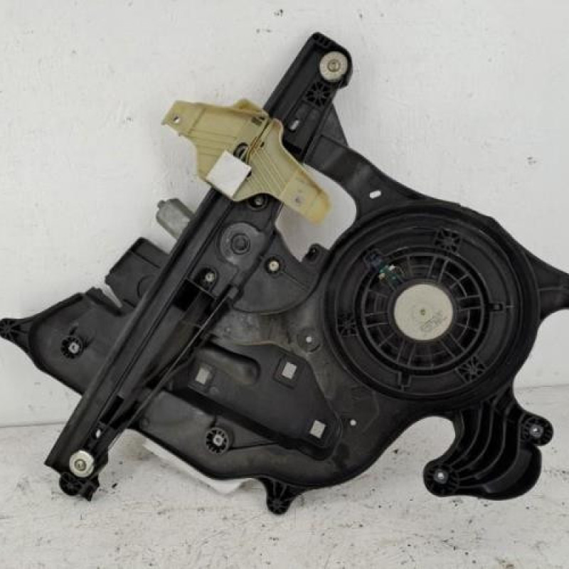 Leve vitre electrique avant gauche CITROEN BERLINGO 3 M