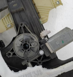 Leve vitre electrique avant gauche CITROEN BERLINGO 3 M Photo n°4