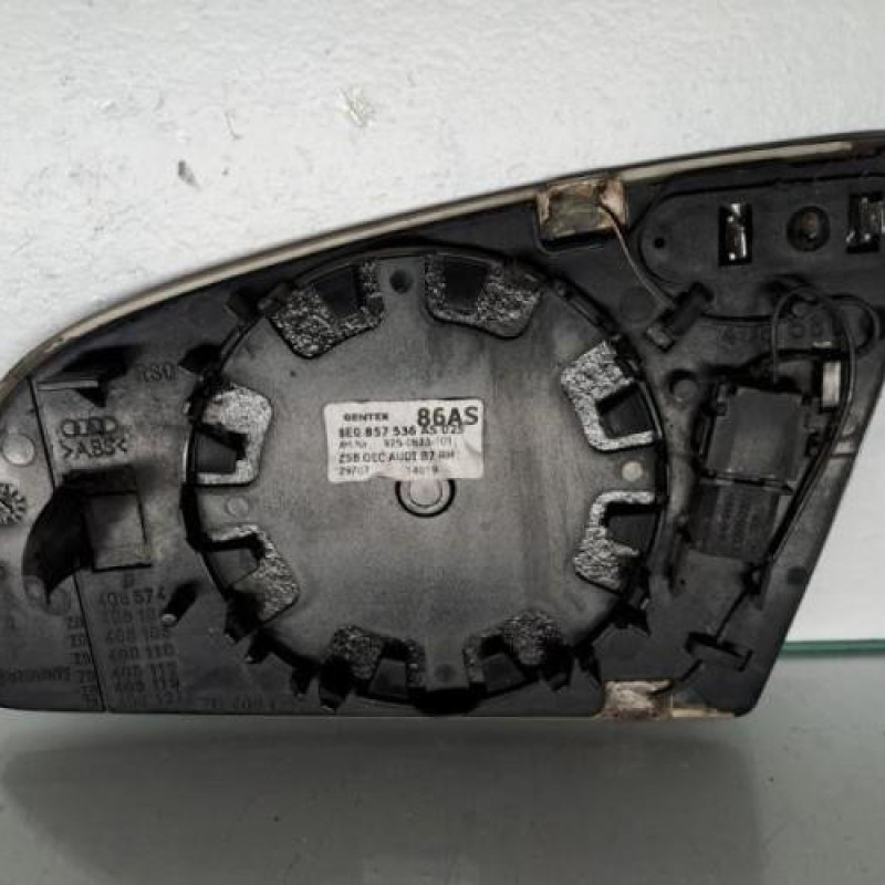 Glace retroviseur droit AUDI A6 3