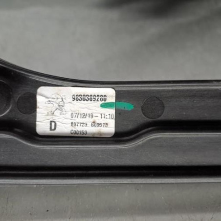 Leve vitre electrique avant droit PEUGEOT 3008 2 Photo n°1