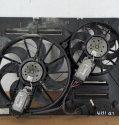 Moto ventilateur radiateur AUDI Q7 1 Photo n°1