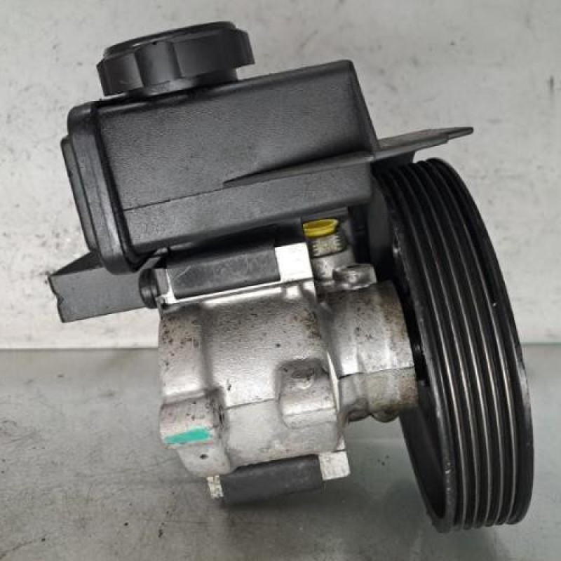 Pompe de direction PEUGEOT 206