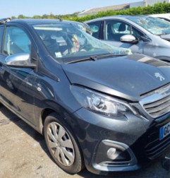 Calandre PEUGEOT 108 Photo n°4