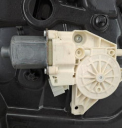 Leve vitre electrique avant droit MERCEDES CLASSE A 176 Photo n°1