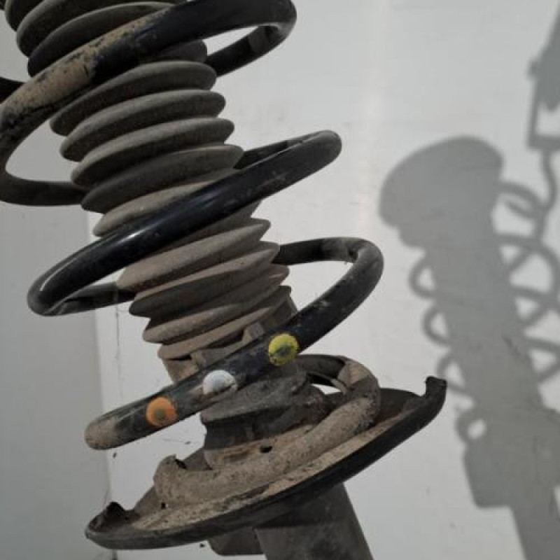 Amortisseur avant gauche PEUGEOT 208 1