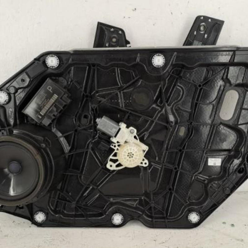 Leve vitre electrique avant droit FORD FOCUS 4