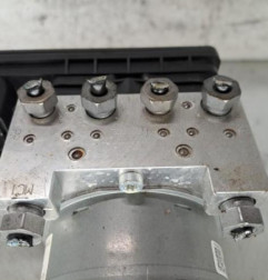 Bloc ABS (freins anti-blocage) FORD FIESTA 7 Photo n°1